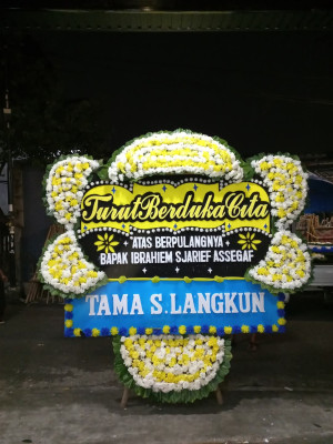 Papan Bunga Duka di Bulik