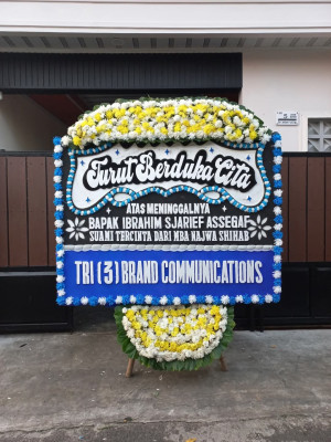 Papan Bunga Duka di Bulik